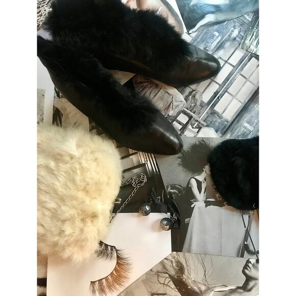 Leather ankle boots with faux fur trim in black, size 6 - Picture 5 of 5